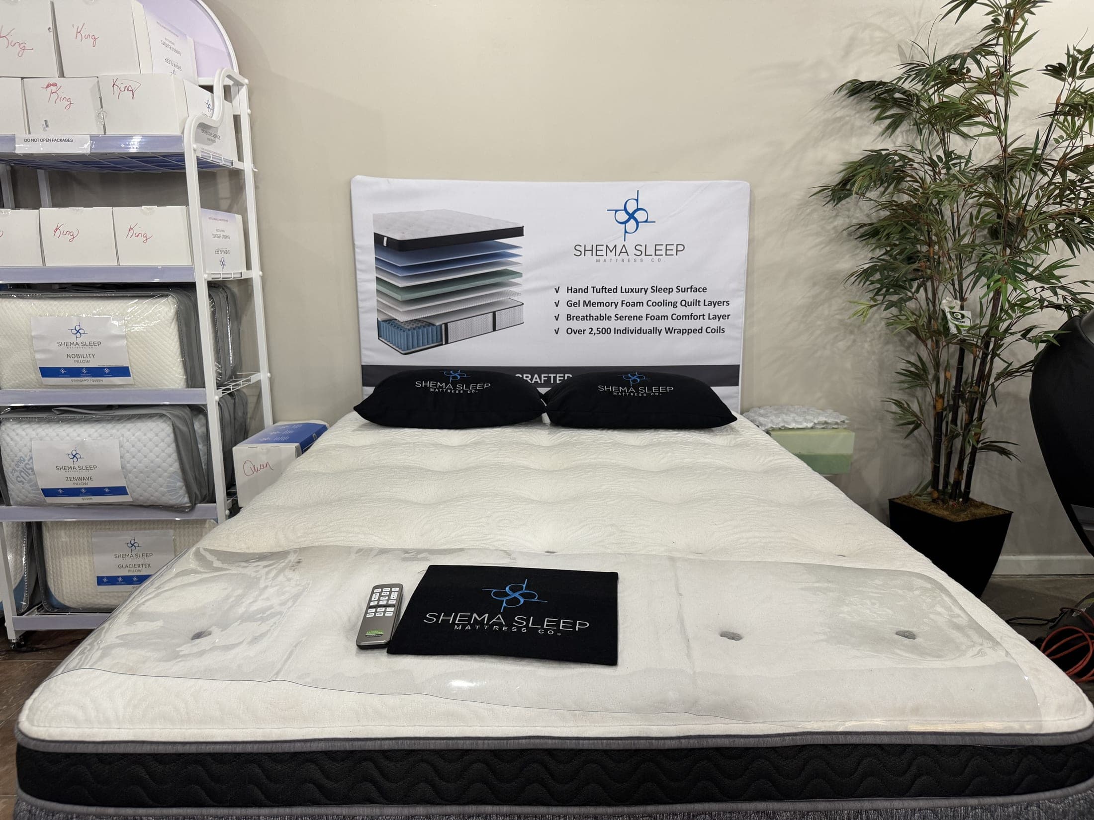 Pillow-top mattress on an adjustable base in the Shema Sleep gallery